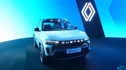 Renault Duster Strong Hybrid Version Launched In India, Prices Start At Rs 16.99 Lakh