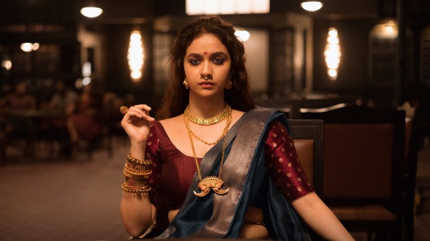 Akka Review: When Women Rule, Is The World Really Any Different?